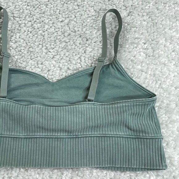 Aerie Offline Recharge Ribbed Sports bra Washed Out Green - Picture 5 of 6